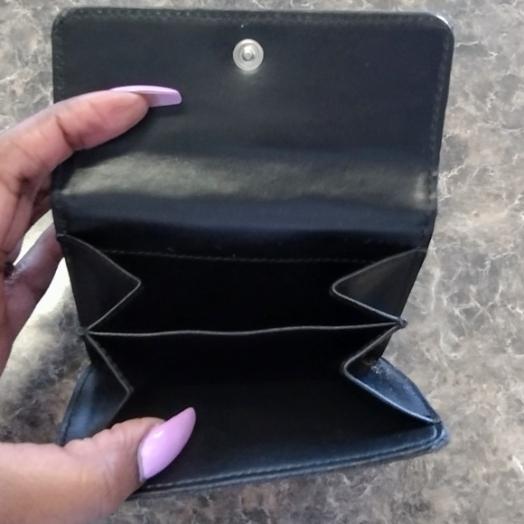 ✨Classic Celine Trifold medium wallet. Preloved!❤️ - Picture 8 of 9